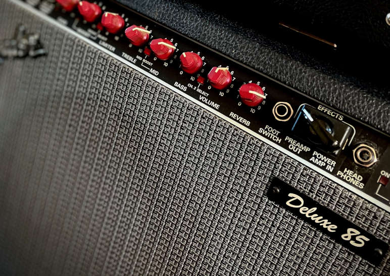 Deluxe 85 Amp
